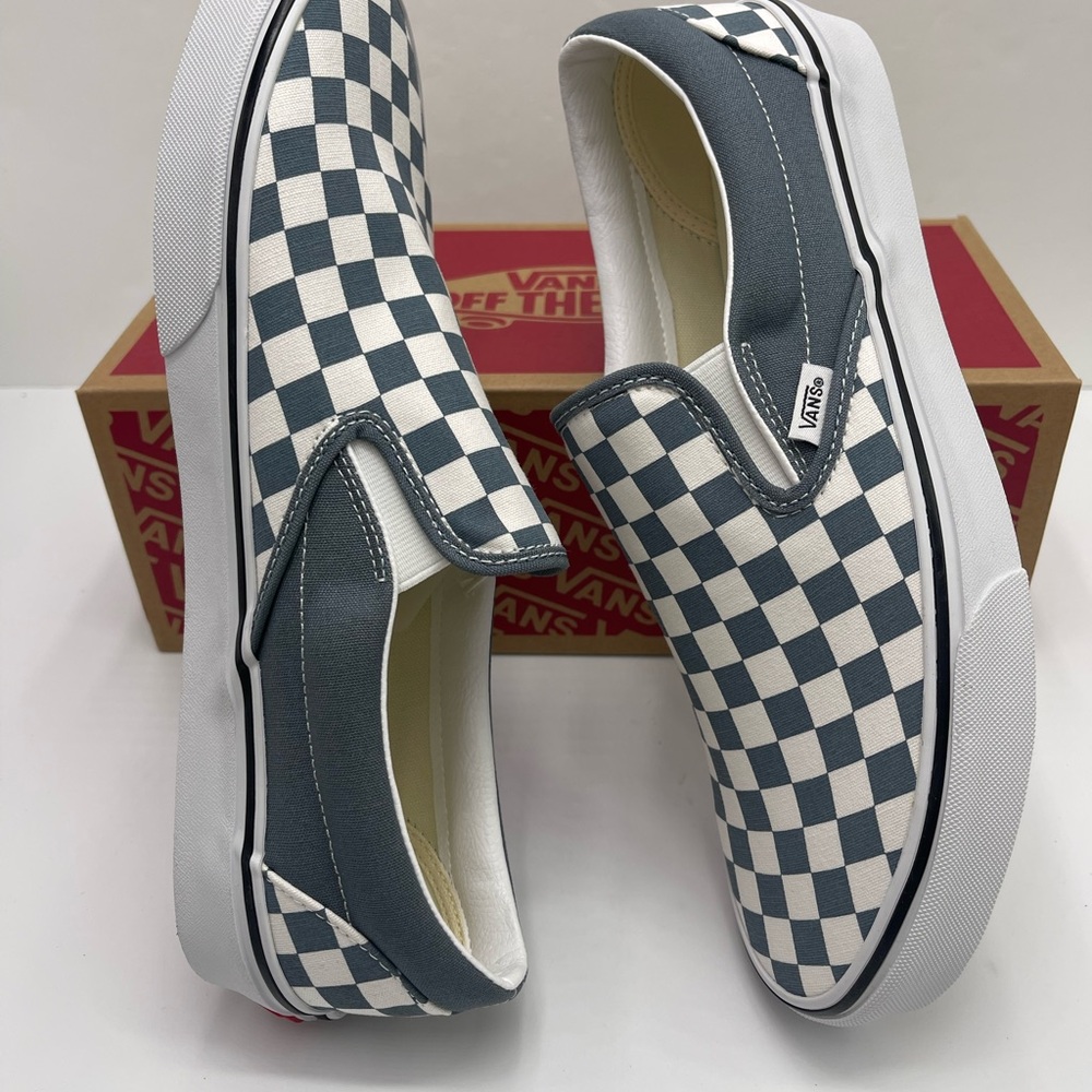 Vans WMNS Sneakers Classic Slip-On
Color Theory Checkerboard
Stormy Weather - Picture 11 of 16